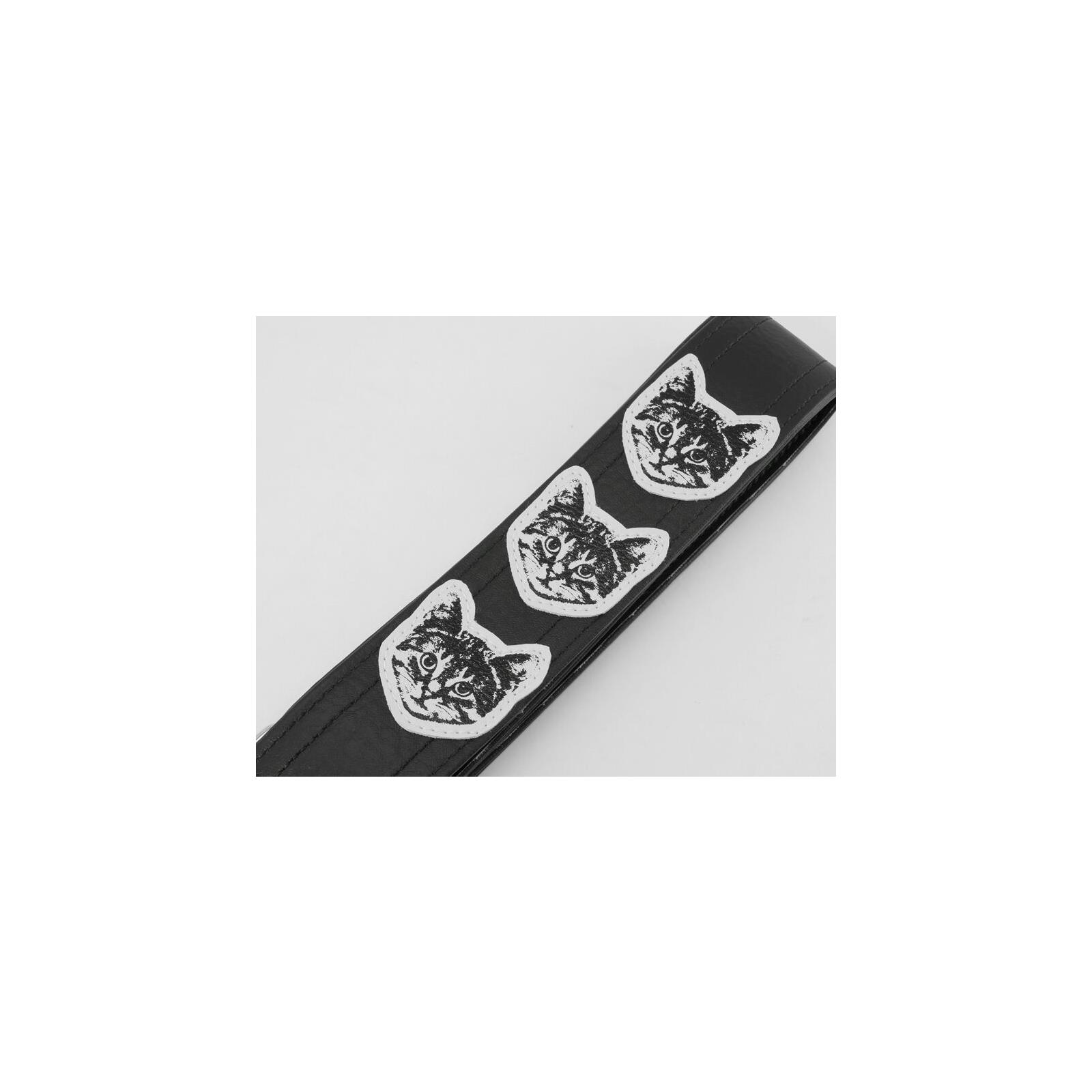 Couch Cat Strap Black w/White