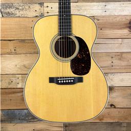 Martin 00028 Acoustic Guitar