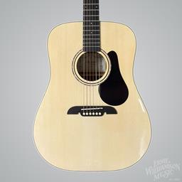 Alvarez RD26 Dreadnought w/Deluxe Gigbag