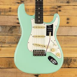 Fender Vintera II 70s Stratocaster, Rosewood Fingerboard, Surf Green