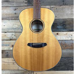 Used Breedlove Discovery Concert Acoustic Guitar