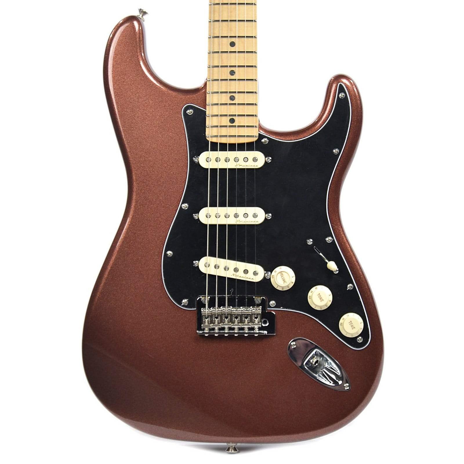 Fender Deluxe Roadhouse Stratocaster®, Maple Fingerboard, Classic Copper