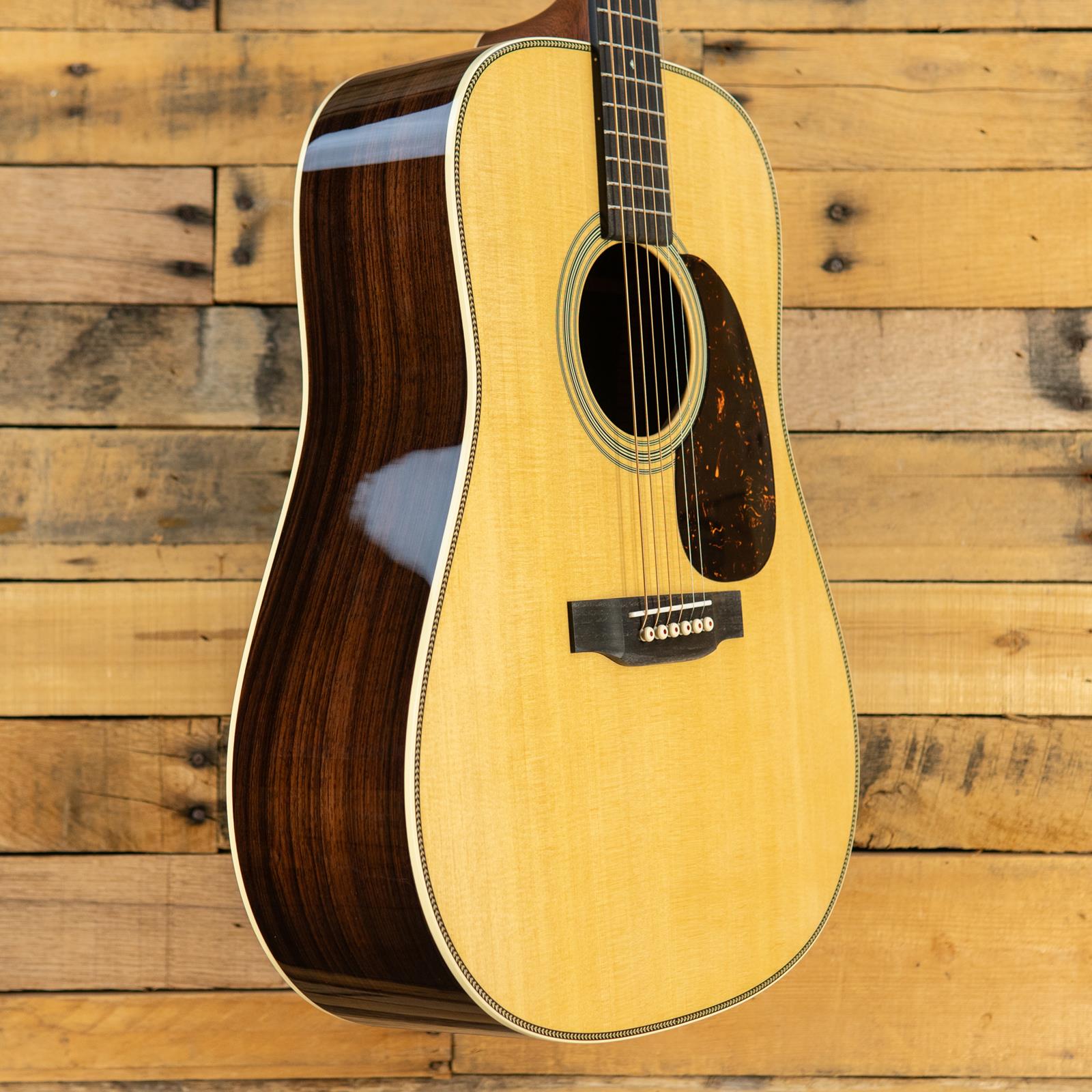 Martin HD-28 マーティン Ernie Williamson Music - Martin HD28 with Case