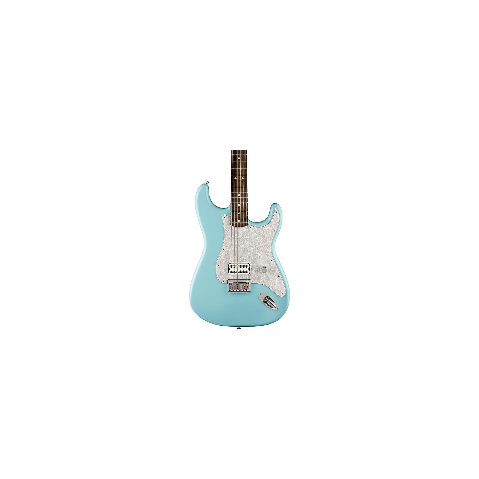 Fender Limited Edition Tom Delonge Stratocaster®, Rosewood Fingerboard, Daphne Blue