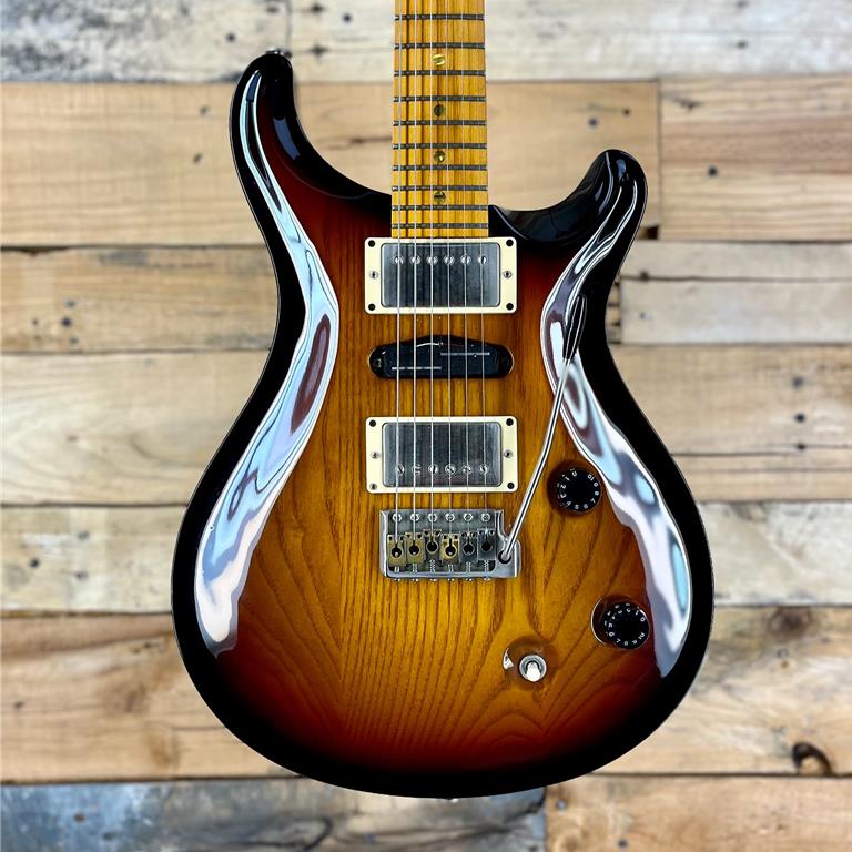 PRS Used 2000 Paul Reed Smith Swamp Ash Special Electric Guitar, Tri-Sunburst, 8lbs 1oz