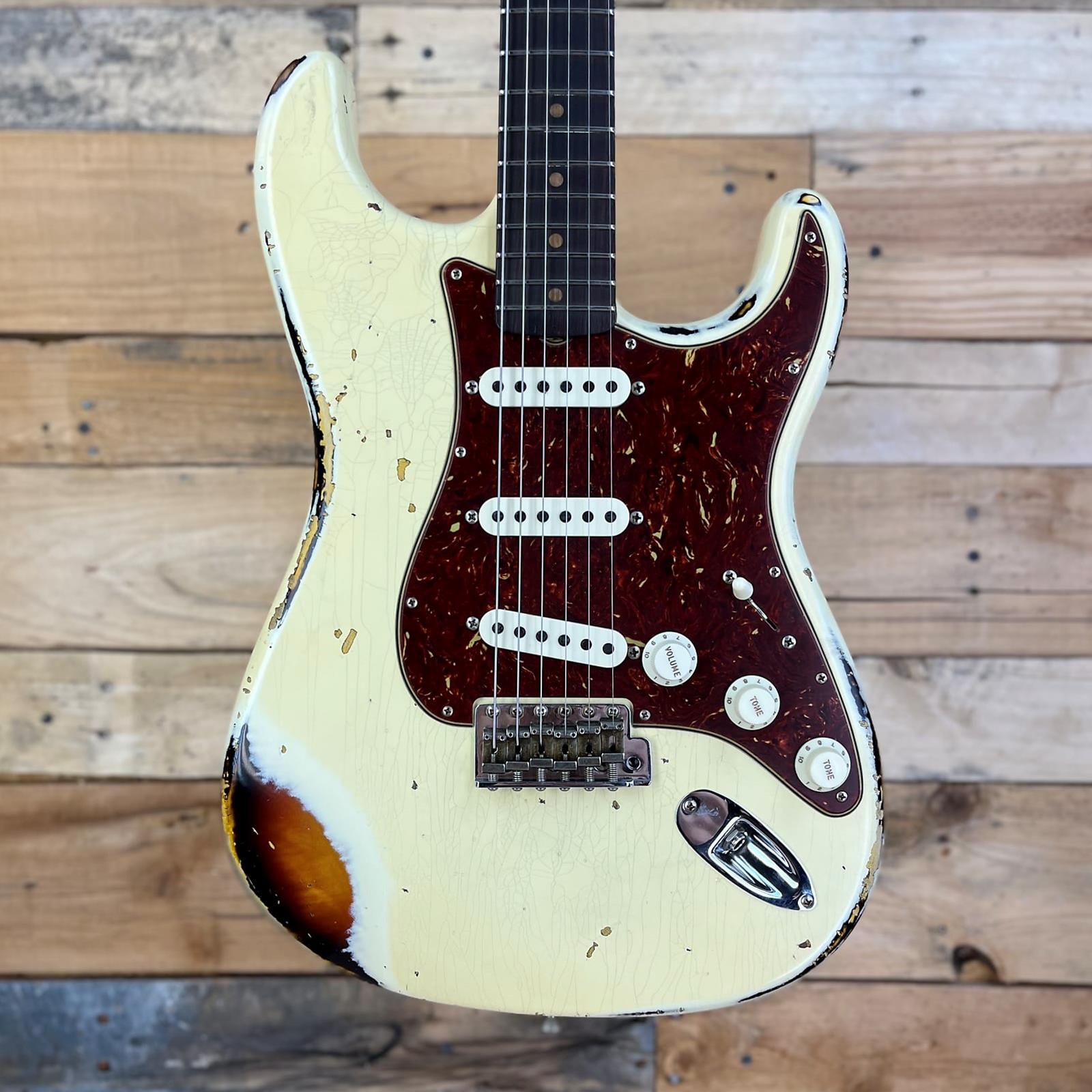 Fender Custom Shop S21 Limited 61 Stratocaster 2023 - Aged Vintage White Over 3 Color Sunburst