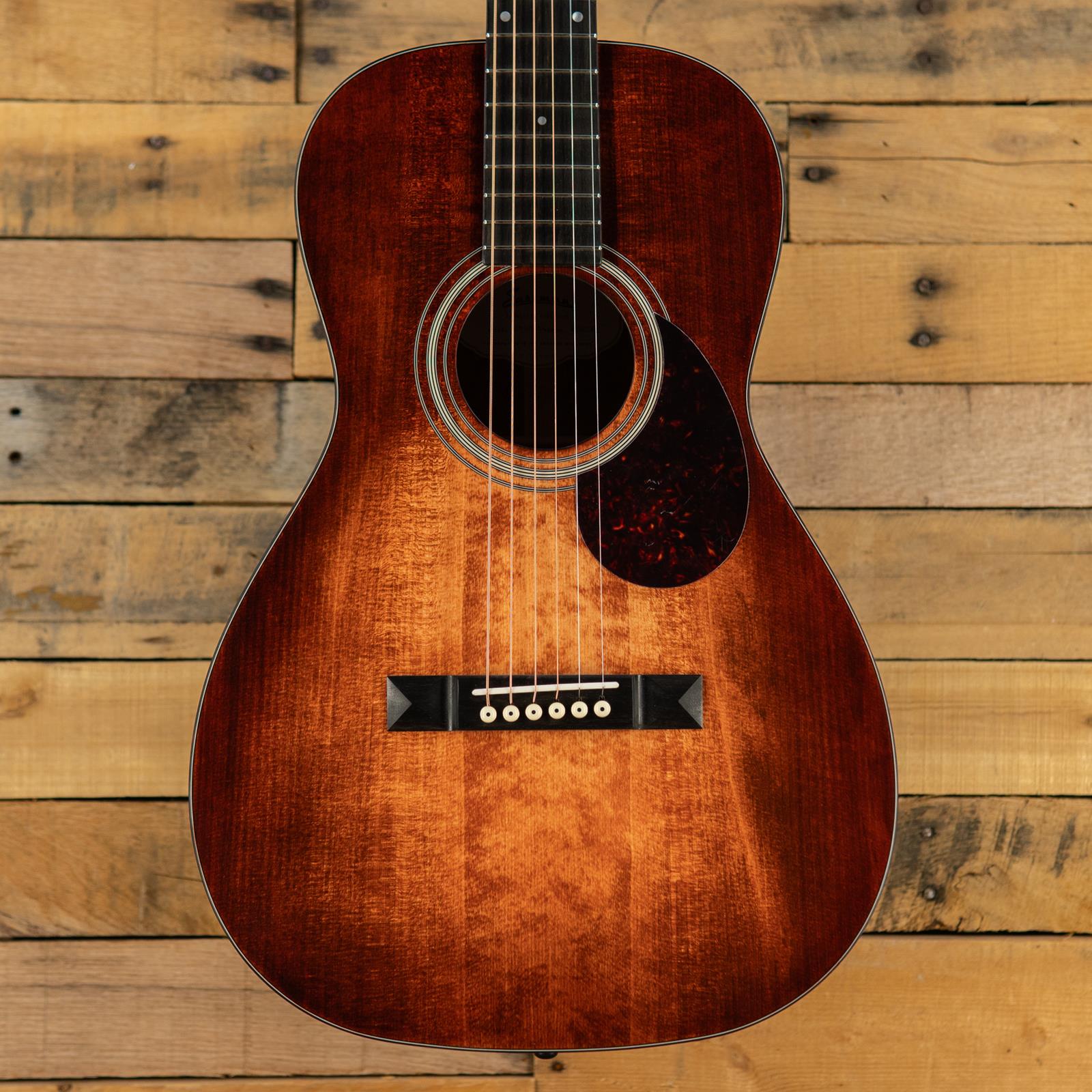 Eastman E1P-LTD-CLA Bluesmaster Parlor