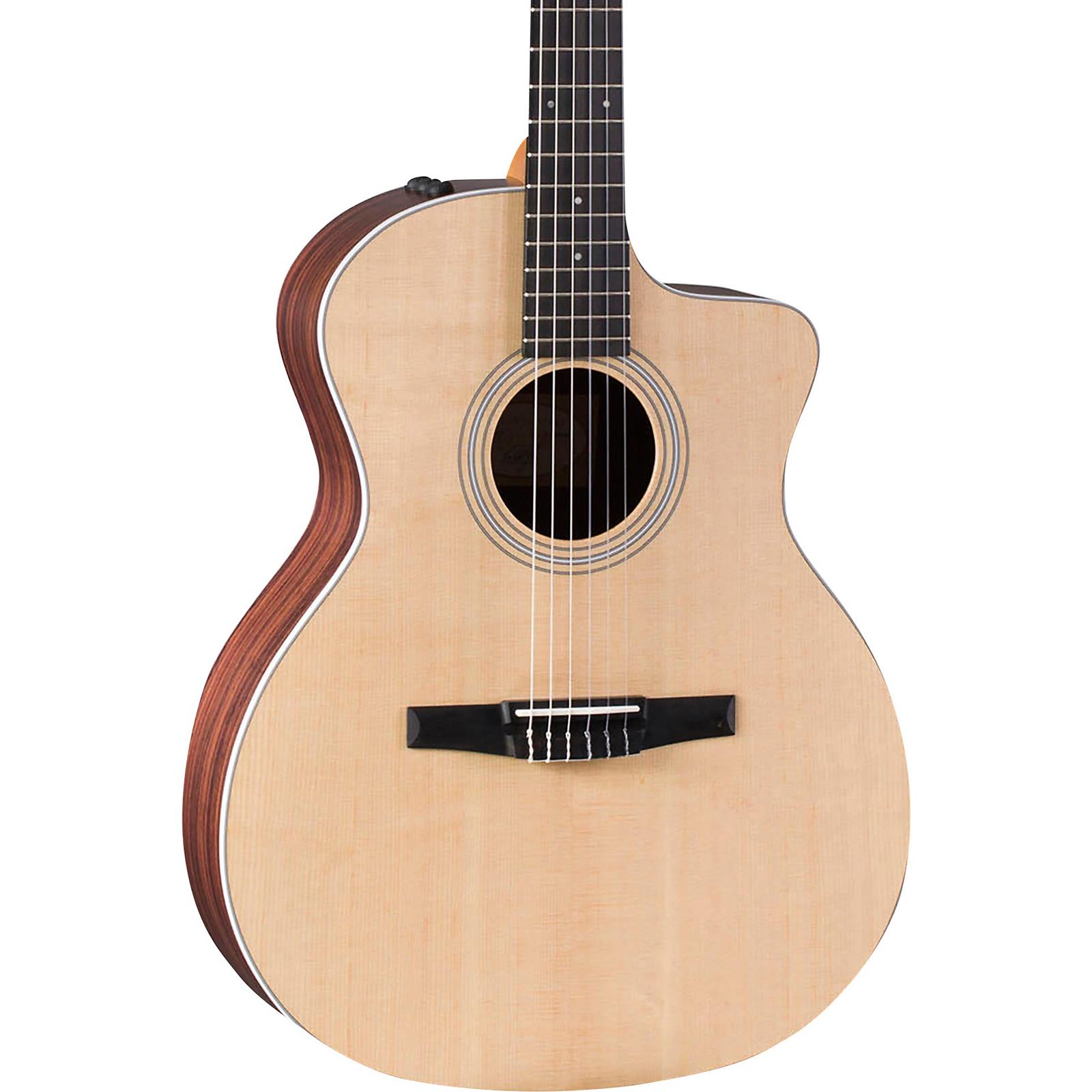 Taylor 214ce-N Nylon String Walnut Back and Sides