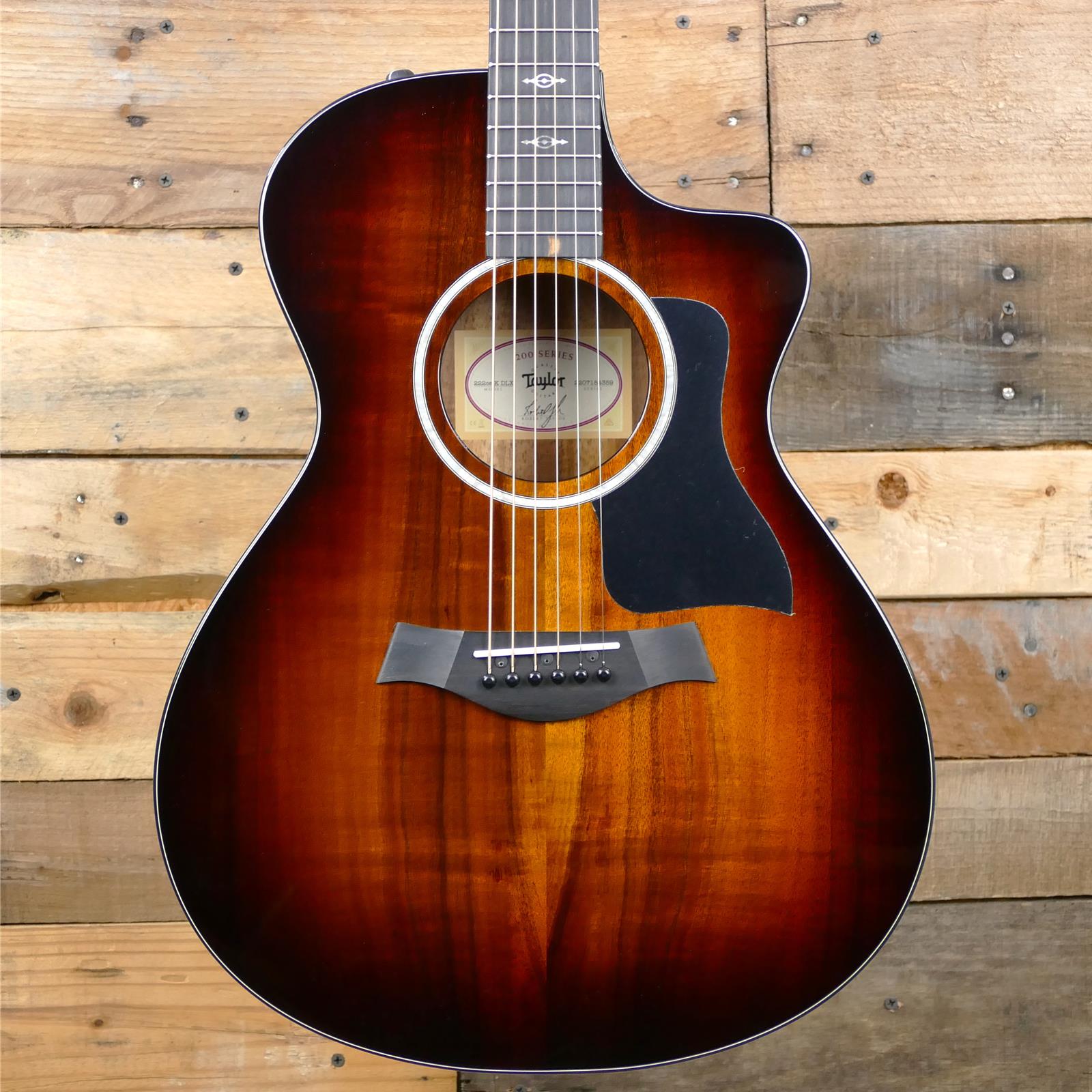 Taylor 222ce-K DLX Koa Top