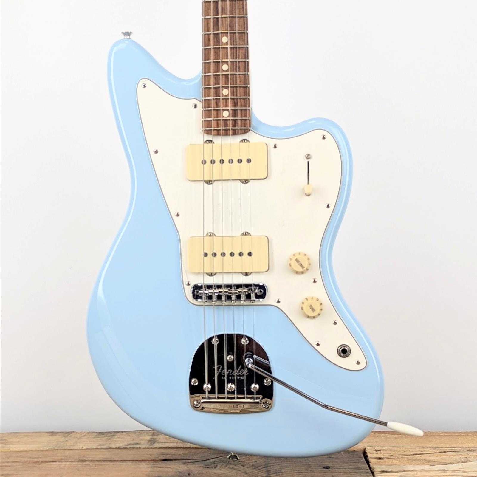 Fender Jazzmaster CME Exclusive, Sonic Blue/White w/ Bag - USED