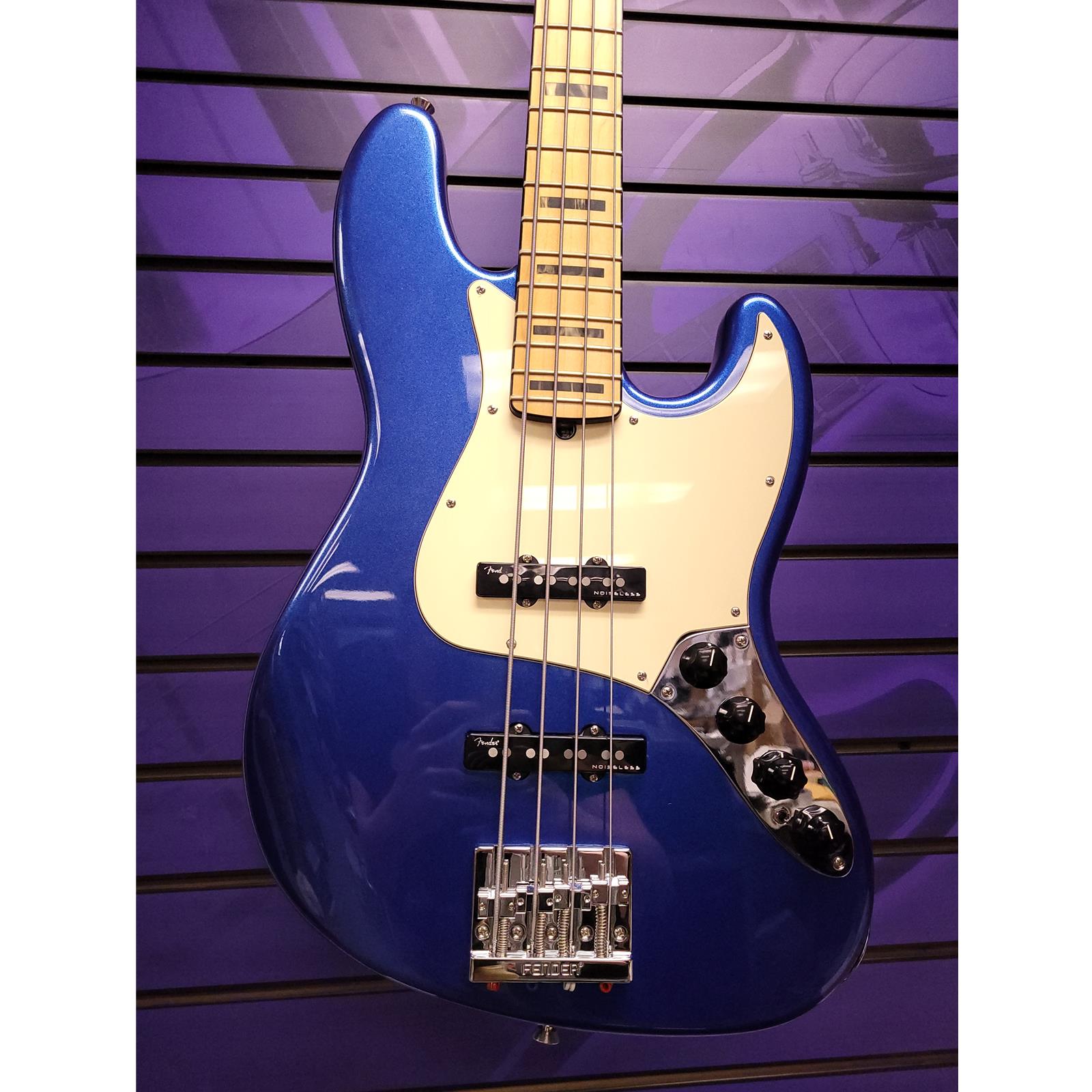 Fender American Ultra Jazz Bass, Maple Fingerboard, Cobra Blue - USED