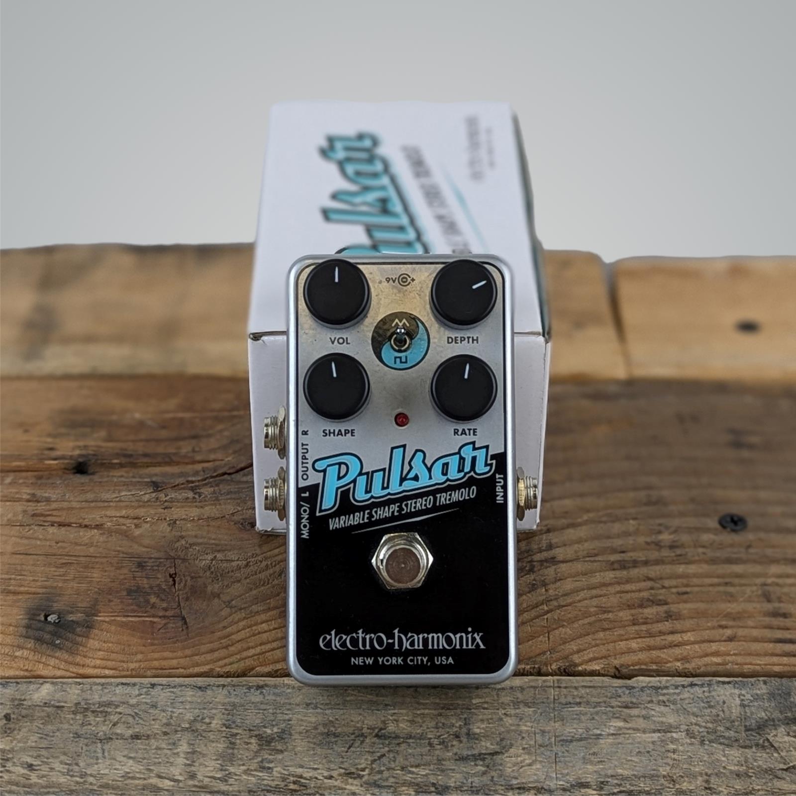 Electroharmonix Pulsar Tremolo Pedal - USED