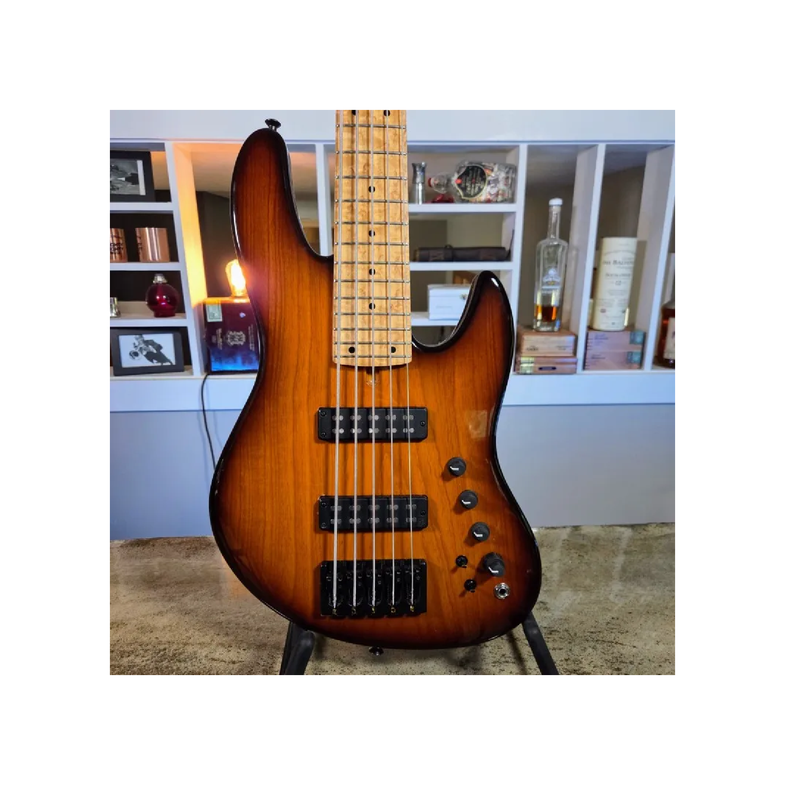 Misc M Basses / Maghini Guitars MEJ 5-String Bass