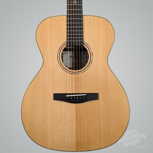 Ernie Williamson Music - Alvarez LF70e, Laureate Folk/OM Acoustic