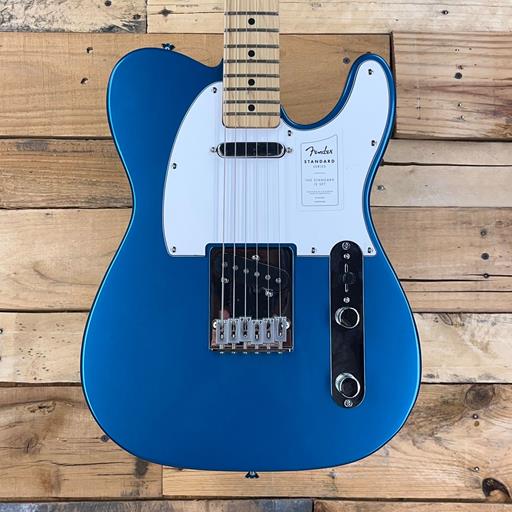 Fender Standard Telecaster®, Maple Fingerboard, White Pickguard, Aqua Marine Metallic