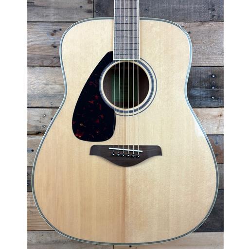 Yamaha FG820L Left Handed Dreadnought Guitar Natural