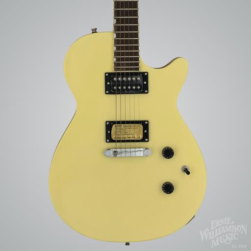 GRETSCH Streamliner™ Jet™ Club, Laurel Fingerboard, Aged White