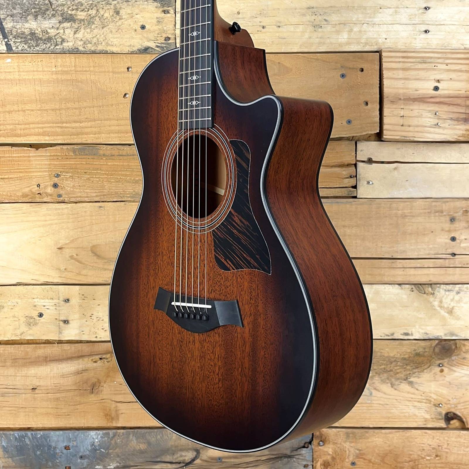 Ernie Williamson Music - Taylor 322ce 12-Fret Grand Concert